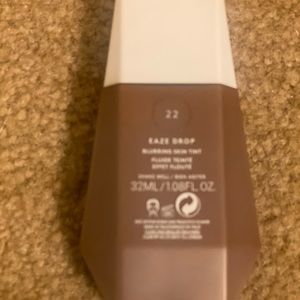 Fenty Beauty Tint number 22